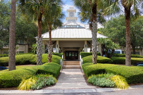 Inn and Club at Harbour Town image 3